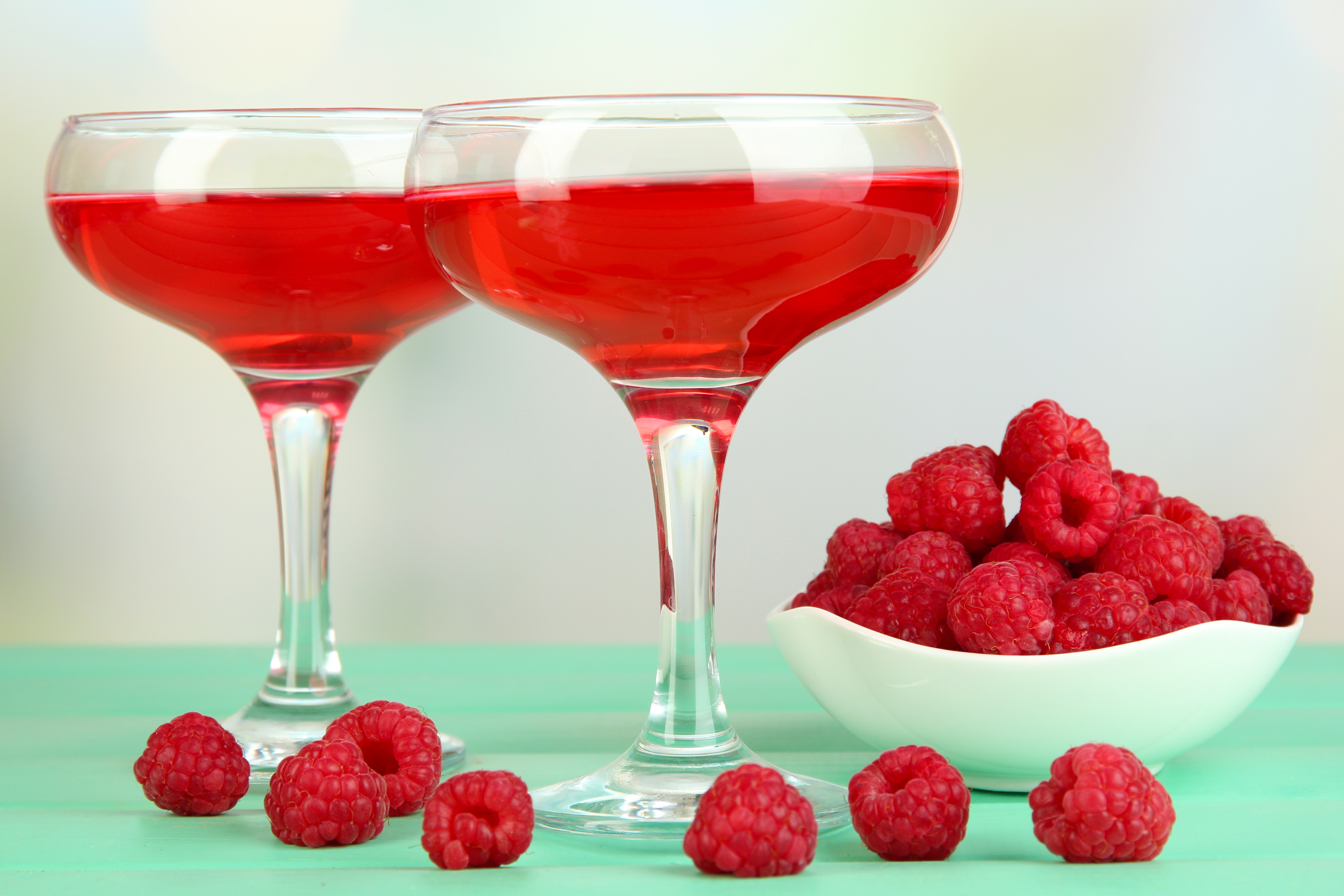 recette de cocktail eyguebelle sirop de framboise et liqueur de mandarine